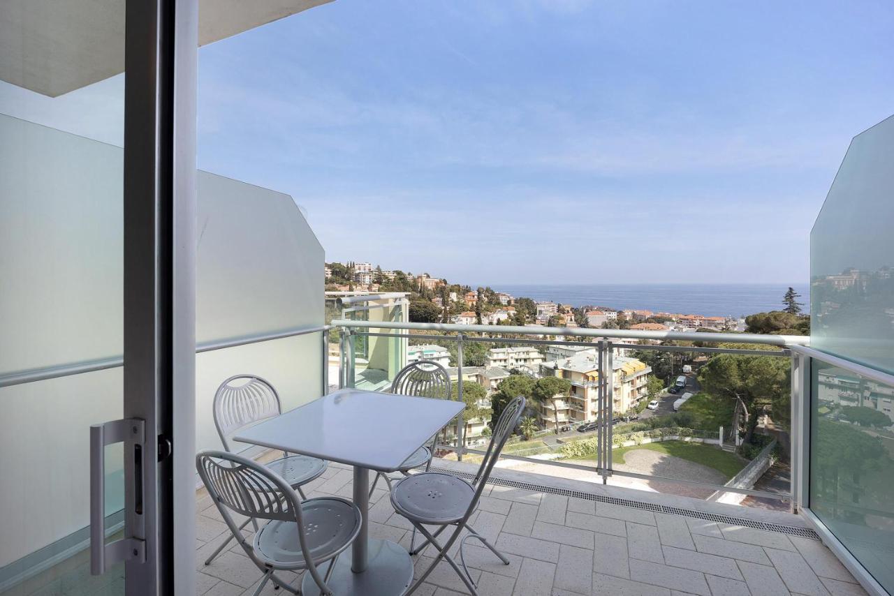 Modus Vivendi 406 Aparthotel Sanremo Luaran gambar